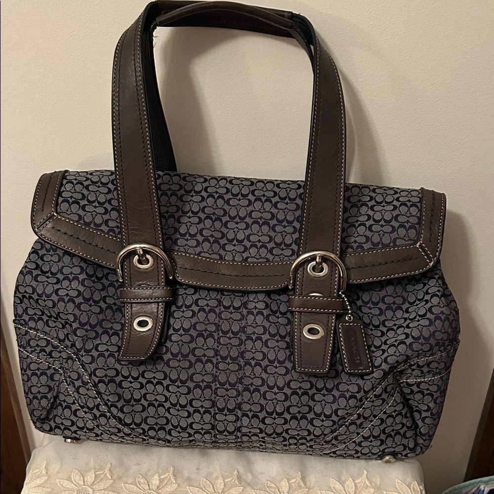 Coach soho, Navy and Gray Signature Satchel